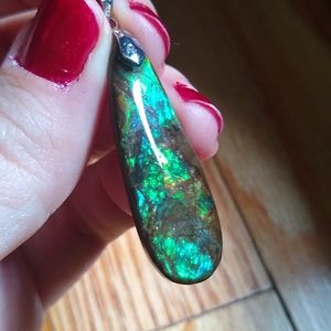Ammolite pendant